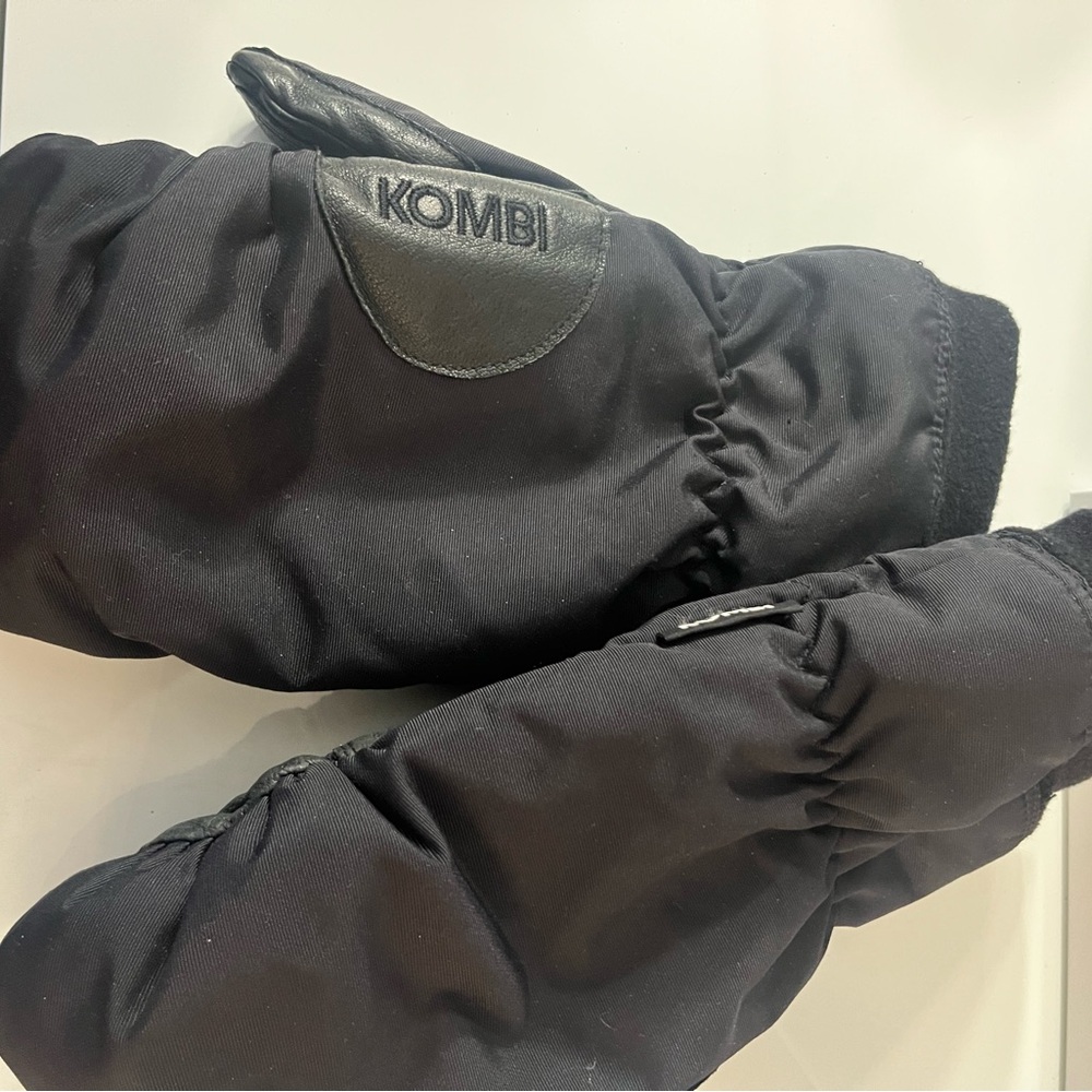 Kombi Black Men's Gloves
